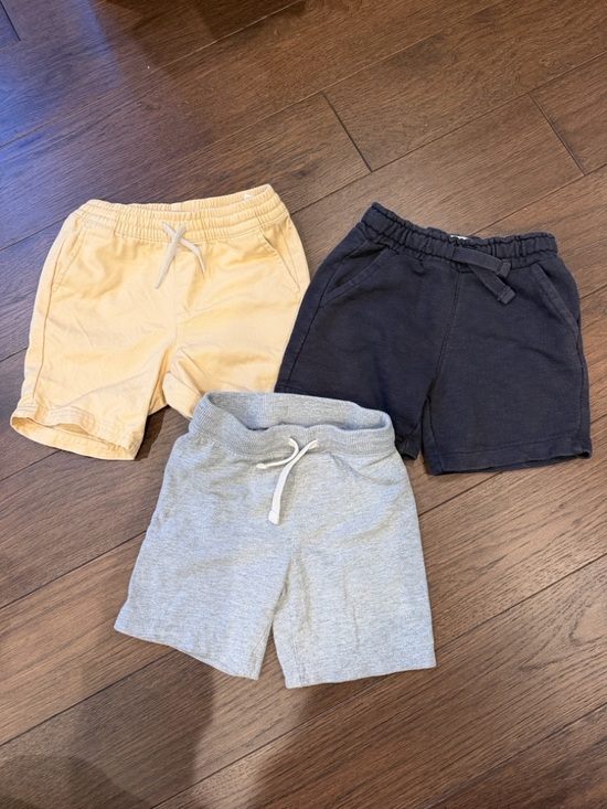 Zara Other - Zara/Old Navy Boys Gray Short Set Size 3 - C39-033